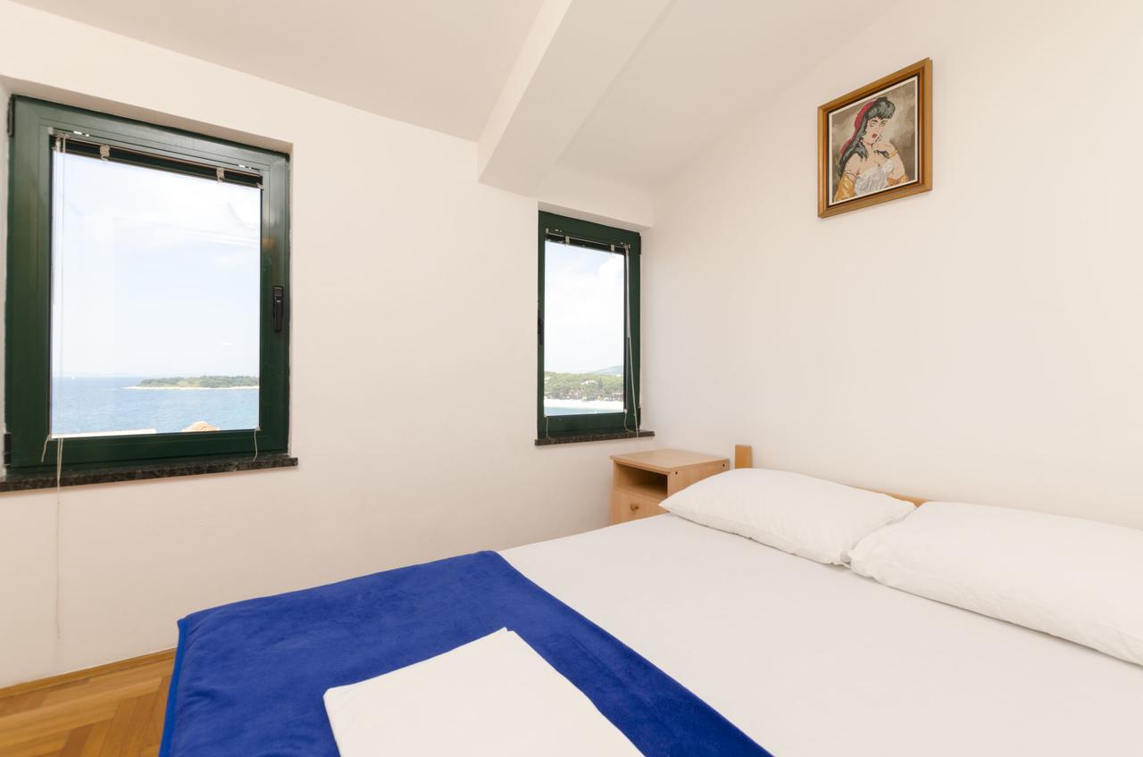 Apartments Mirko พรีมอชเตน ภายนอก รูปภาพ