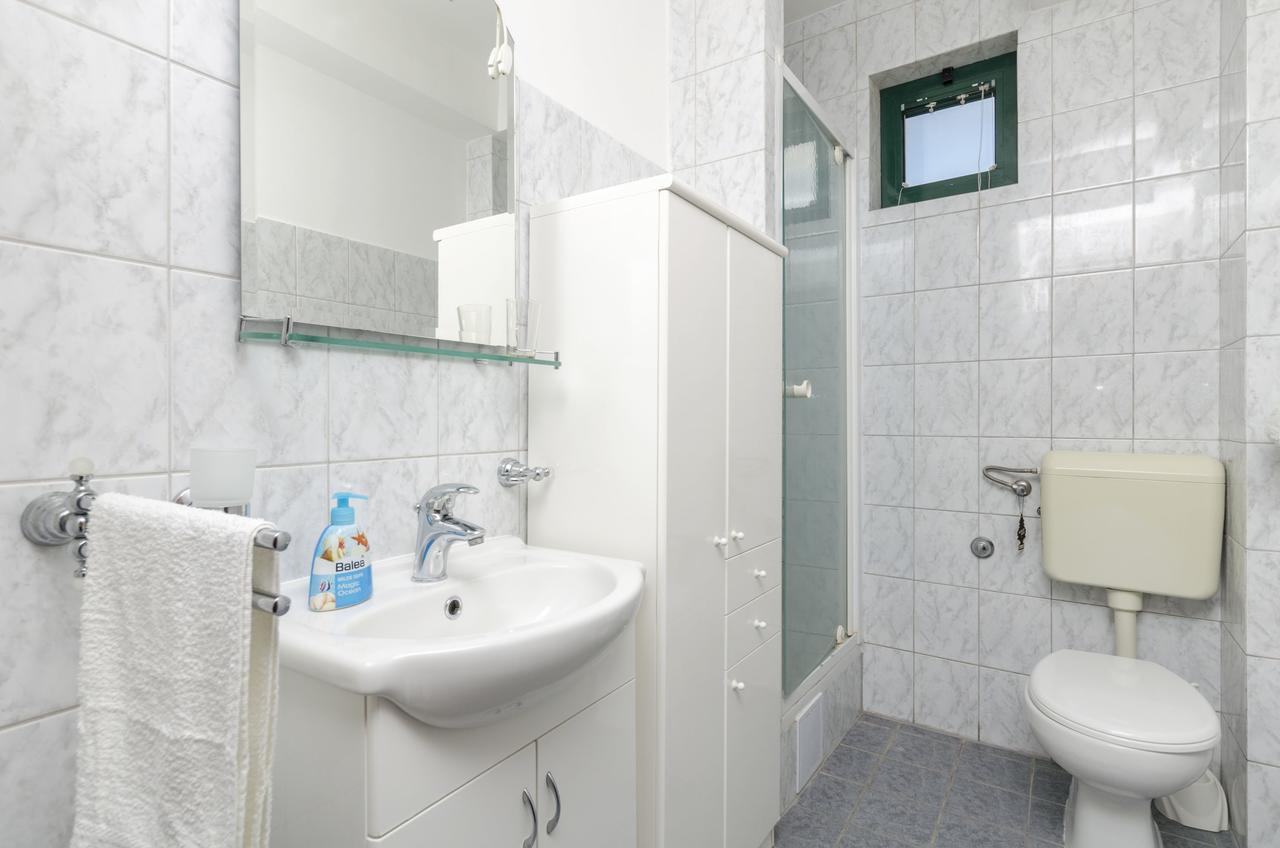 Apartments Mirko พรีมอชเตน ภายนอก รูปภาพ