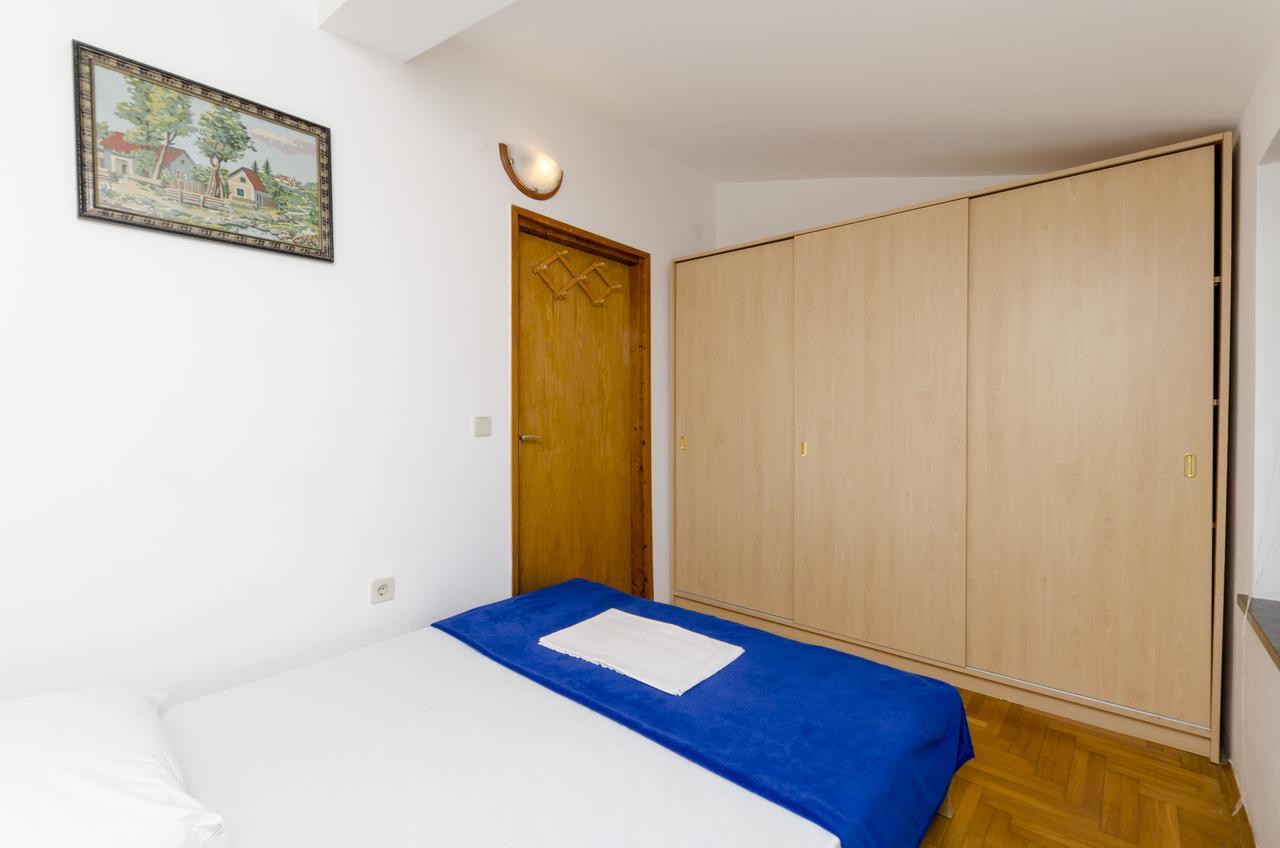 Apartments Mirko พรีมอชเตน ภายนอก รูปภาพ